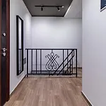 Vazov Loft - Central Sofia Studio