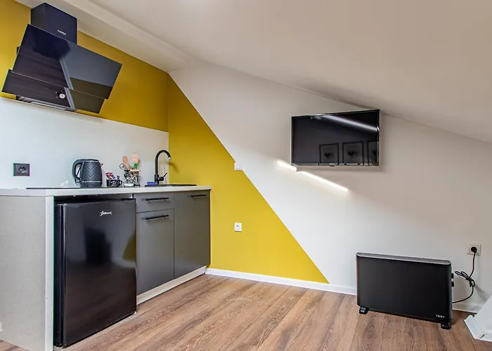 Vazov Loft - Central Sofia Studio