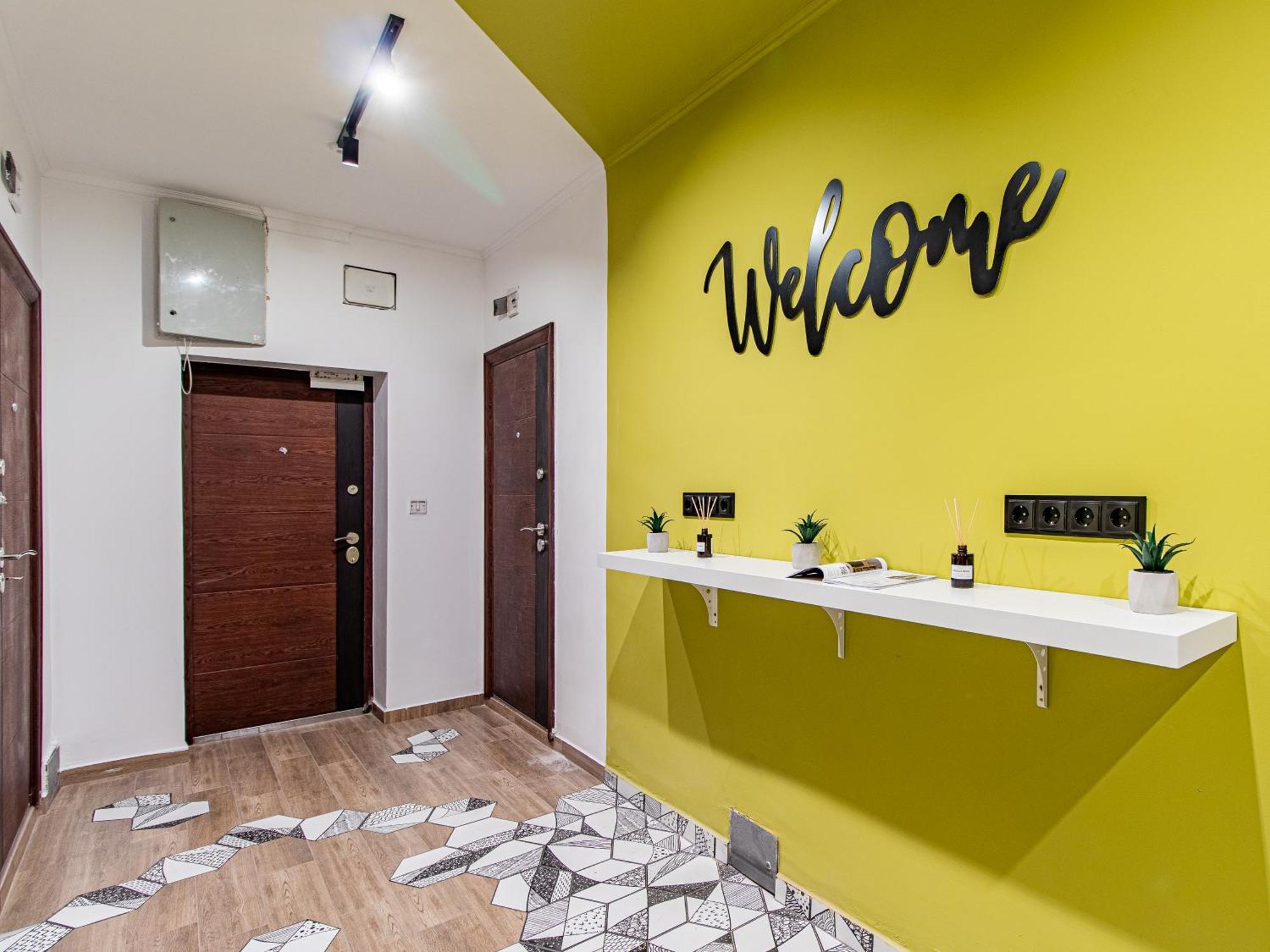 Vazov Loft - *