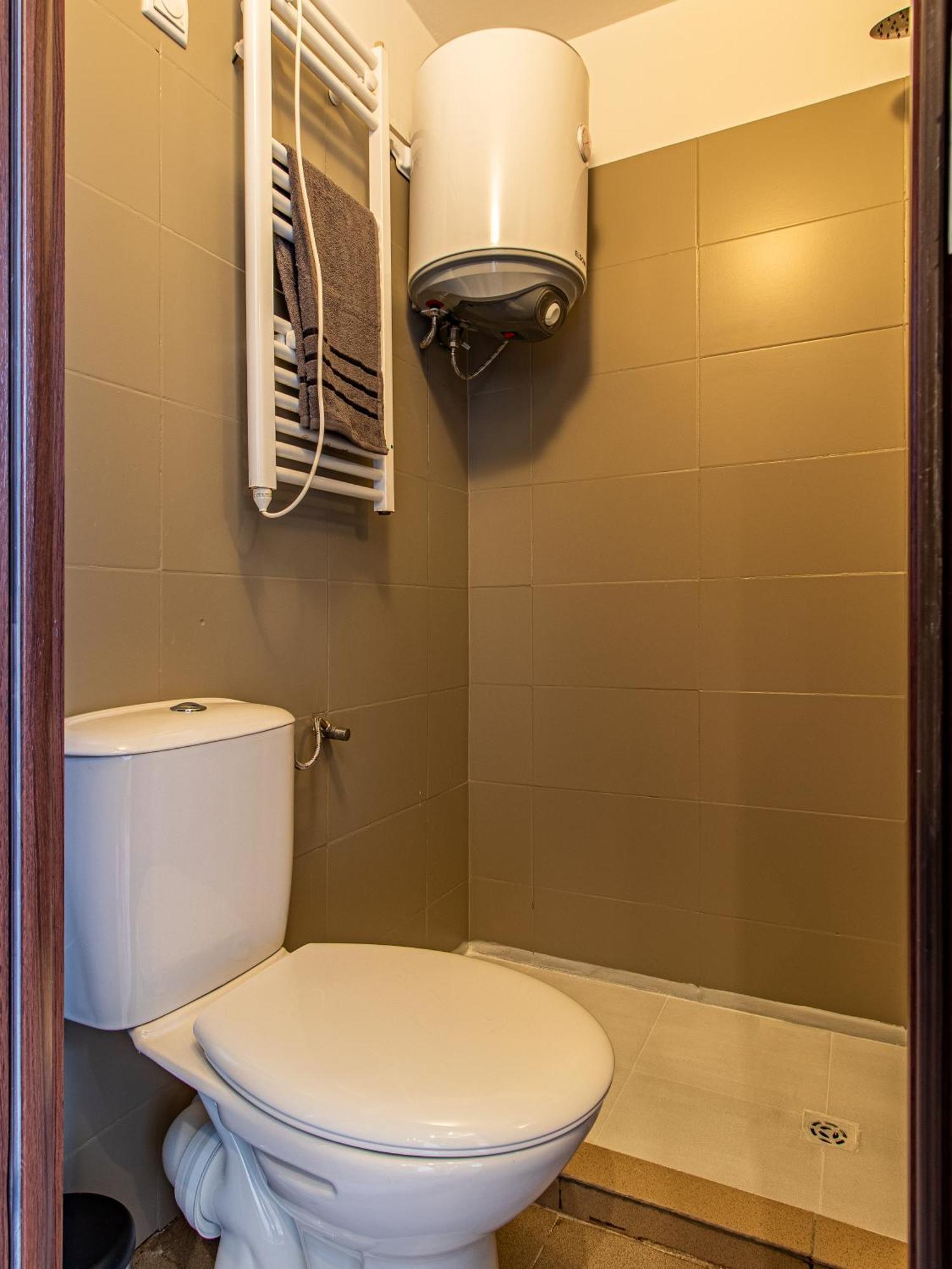 Vazov Loft - *
